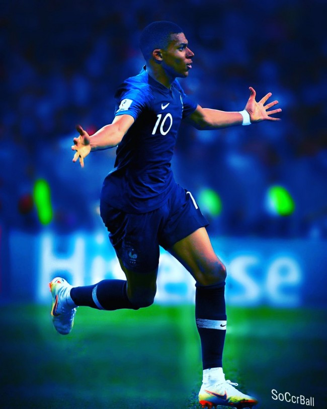 罗马诺：加纳乔将切尔西视为首选下家，球员已就此展开沟通（罗马诺：加纳乔首选加盟切尔西，双方已开始接触）