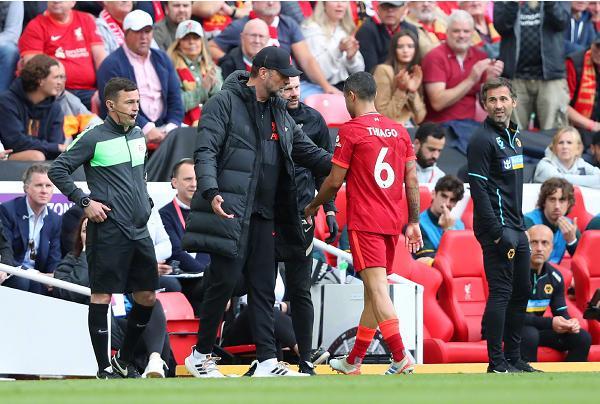 懂球帝12周年120大瞬间1／8决赛：重磅来袭，谁将通往八强？（懂球帝12周年120大瞬间1／8决战打响：谁能挺进八强？）