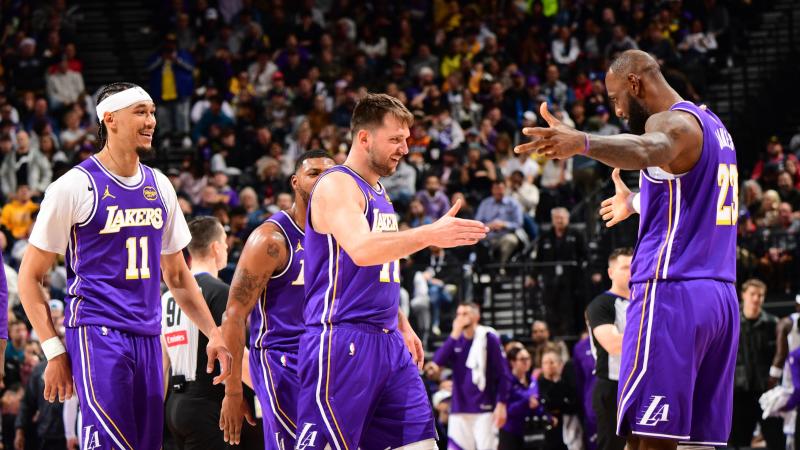 电讯报：曼联将在明年1月全力争夺塞梅尼奥，阿莫林非常欣赏他（电讯报：曼联明年一月将倾力引进塞梅尼奥，阿莫林对其青睐有加）