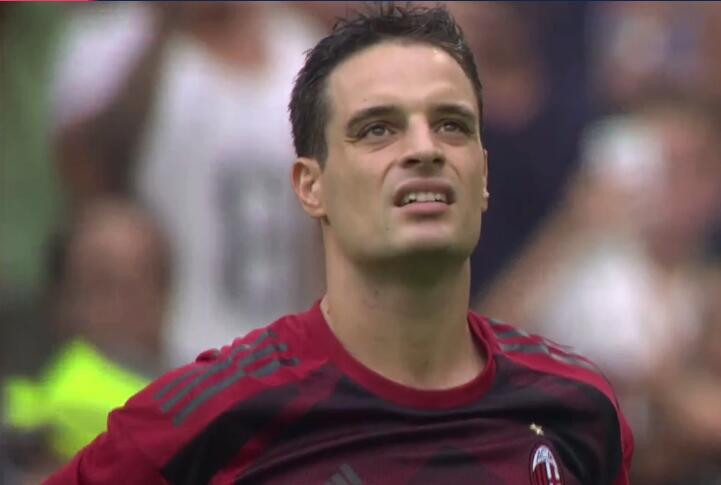 18岁中场奇才成为豪门猎物：皇马巴黎阿森纳下场，6000万估值不低（18岁中场天才成豪门抢手货：皇马、巴黎、阿森纳齐出击，身价约6000万）